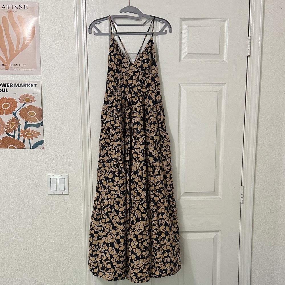 Abercrombie & Fitch Black and Tan Maxi Dress